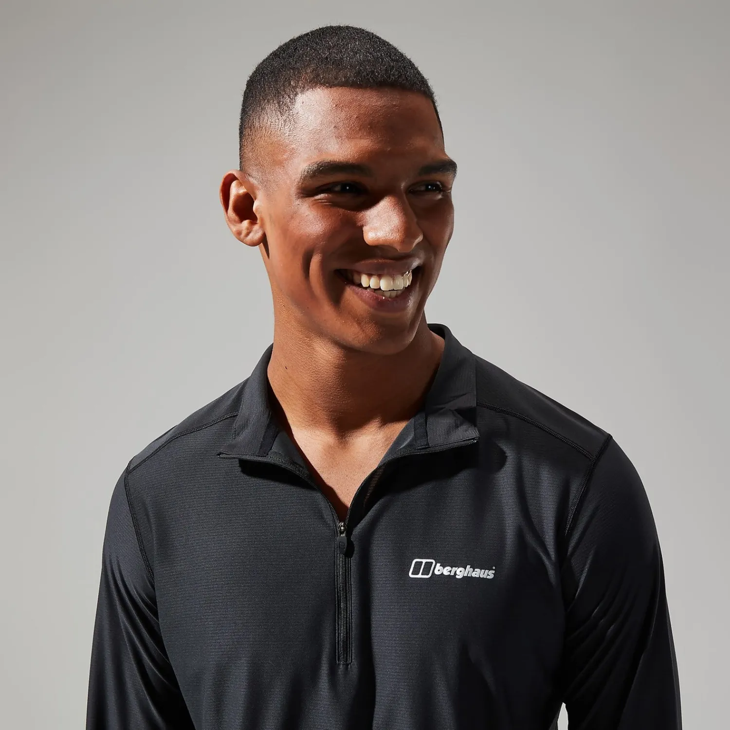 Berghaus Men's 24/7 Tech Tee Long Sleeve Half Zip - Black Clearance