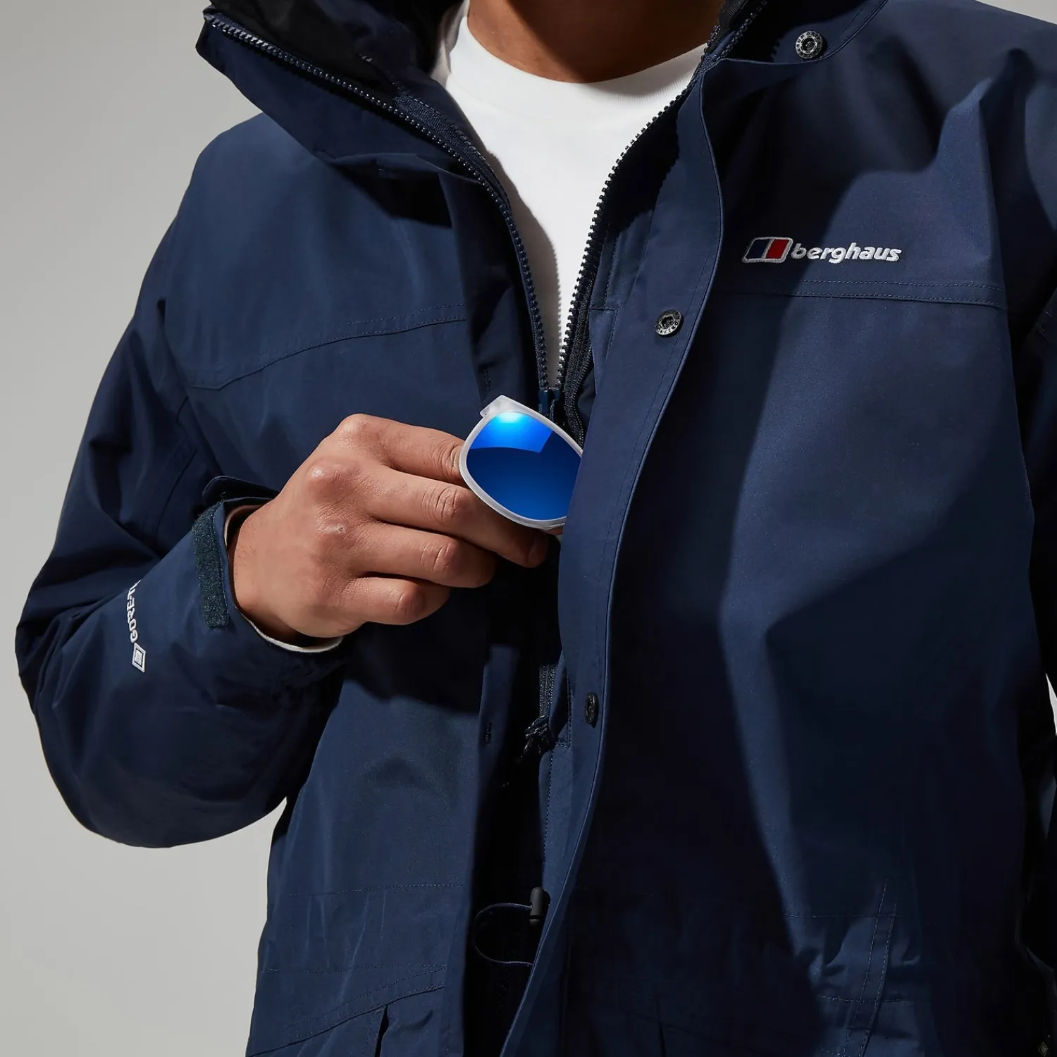 Berghaus Men's Cornice InterActive Jacket - Dark Blue Online