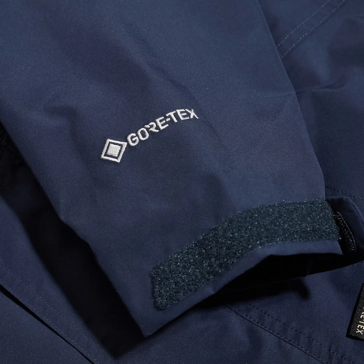 Berghaus Men's Cornice InterActive Jacket - Dark Blue Online