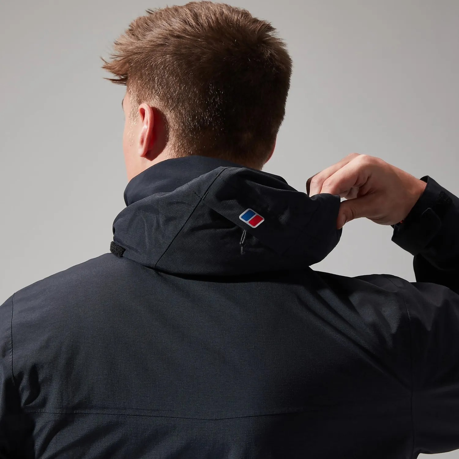 Berghaus Men's Hillwalker Jacket InterActive - Black Clearance