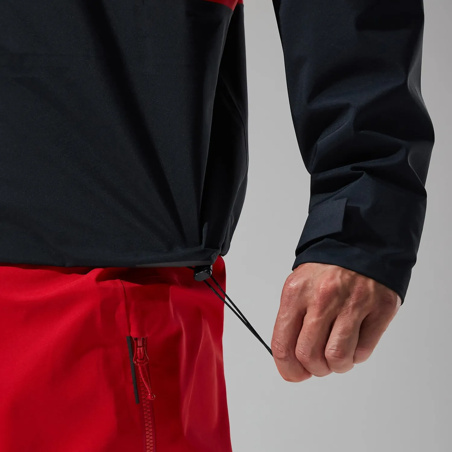 Berghaus Men's MTN Seeker GTX Jacket - Black/Red Outlet