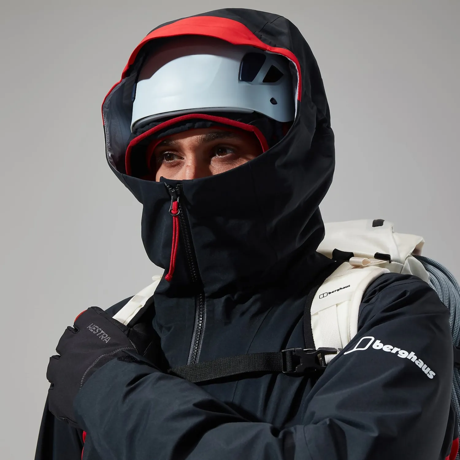 Berghaus Men's MTN Seeker GTX Jacket - Black/Red Outlet