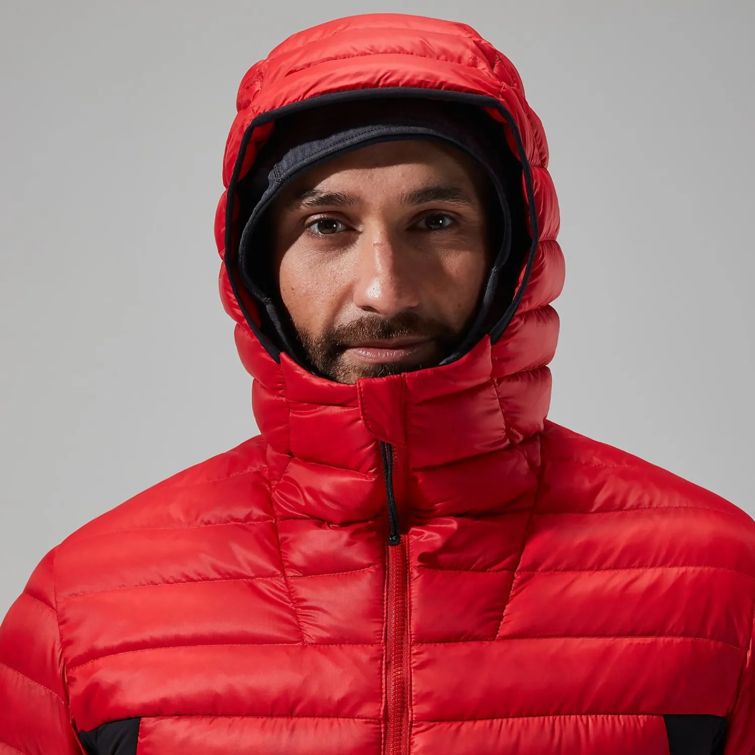 Berghaus Men's MTN Seeker MW Down Hoody - Red/Black Outlet