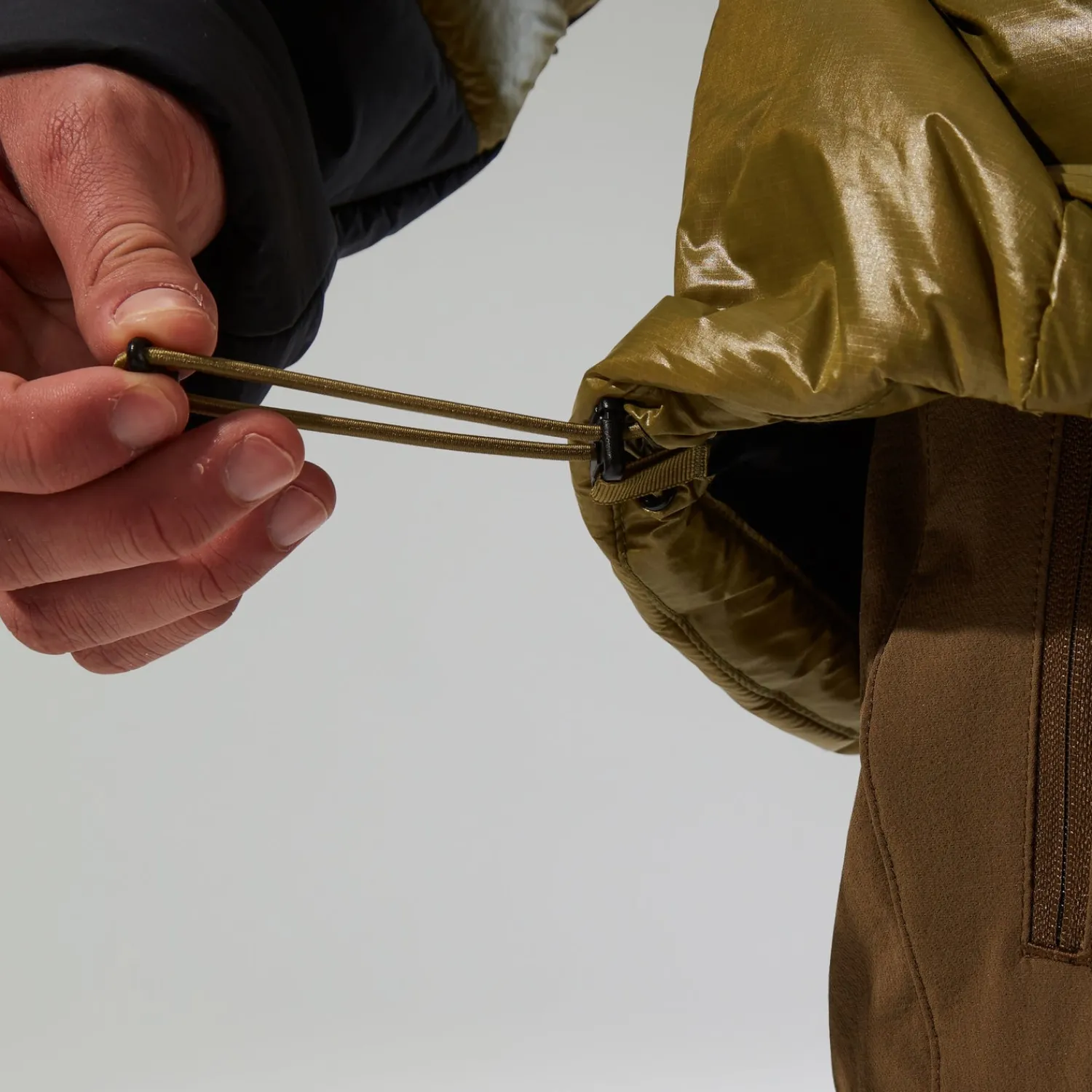 Berghaus Men's URB Arkos Reflect Down Insulated Jacket - Green/Black Online