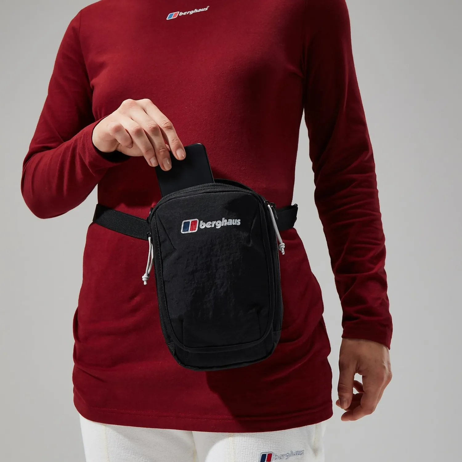 Berghaus Unisex Logo X-Body Large - Black Sale