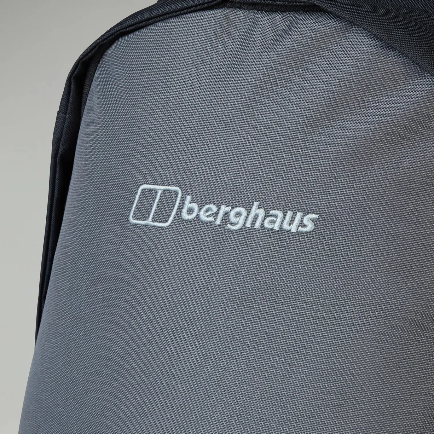 Berghaus Unisex Logo Recognition 25 Bag - Black/Grey Outlet