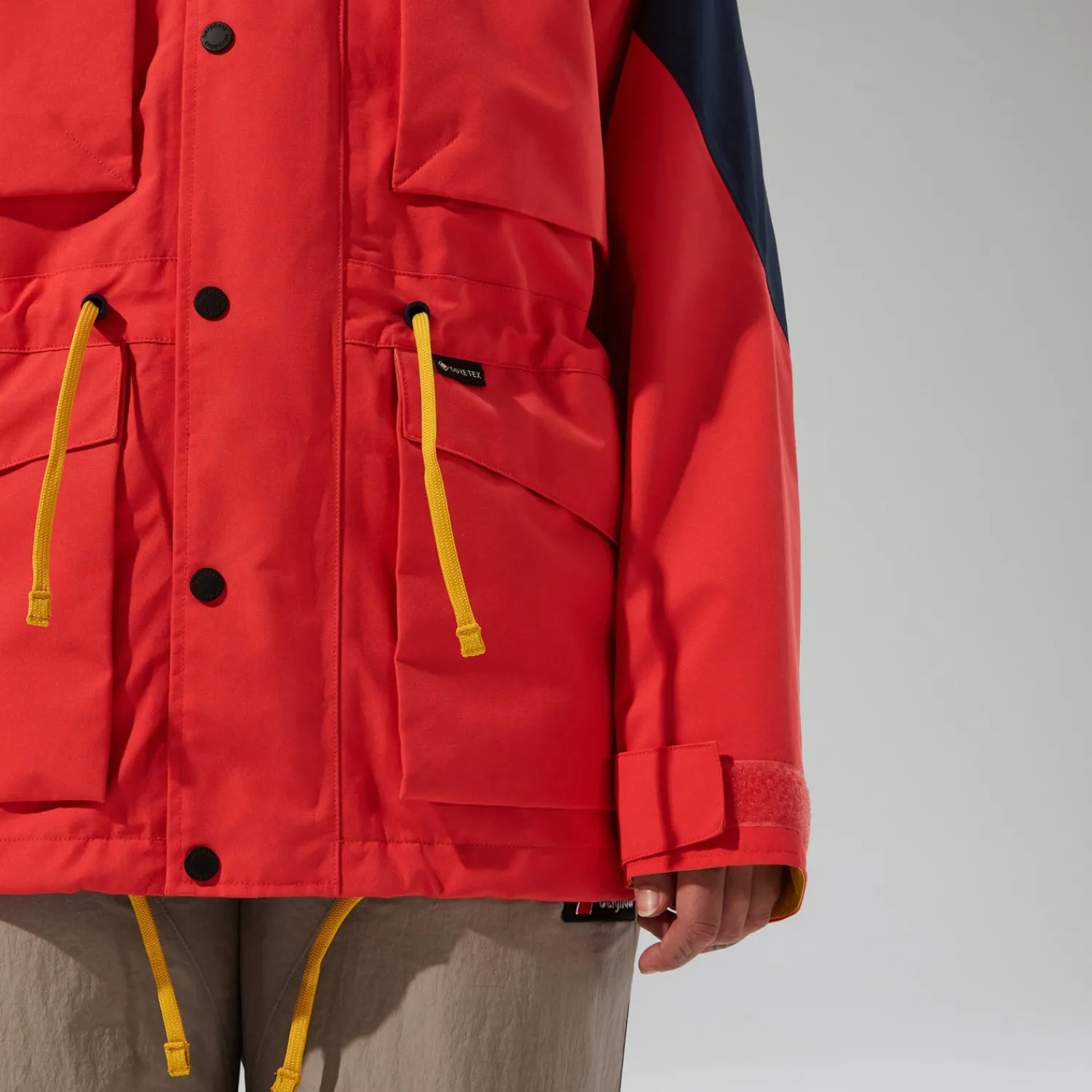 Berghaus Unisex Mera Peak 2000 Waterproof Jacket - Red/Blue Clearance