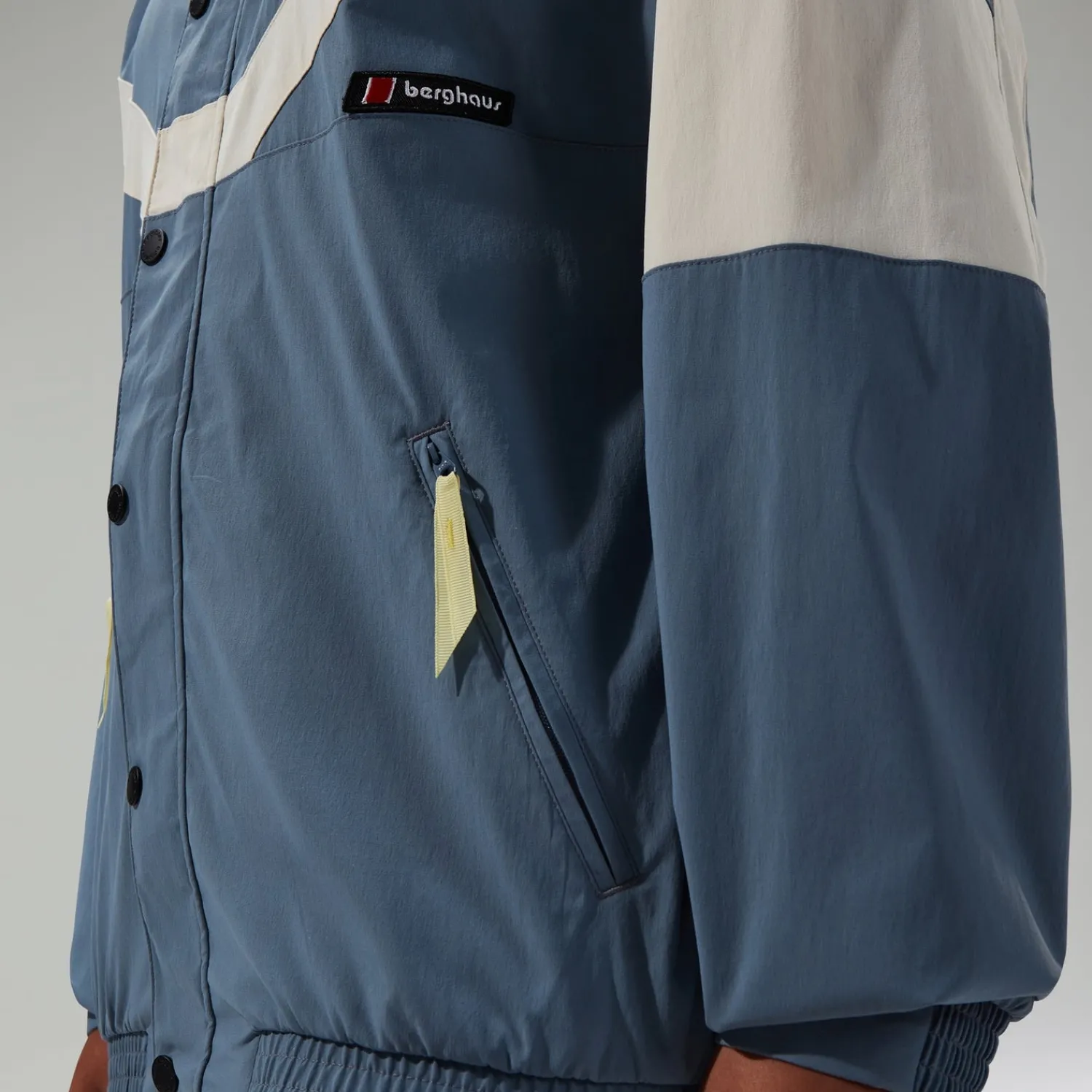 Berghaus Unisex Vail 87 Wind Jacket Blue/Grey New