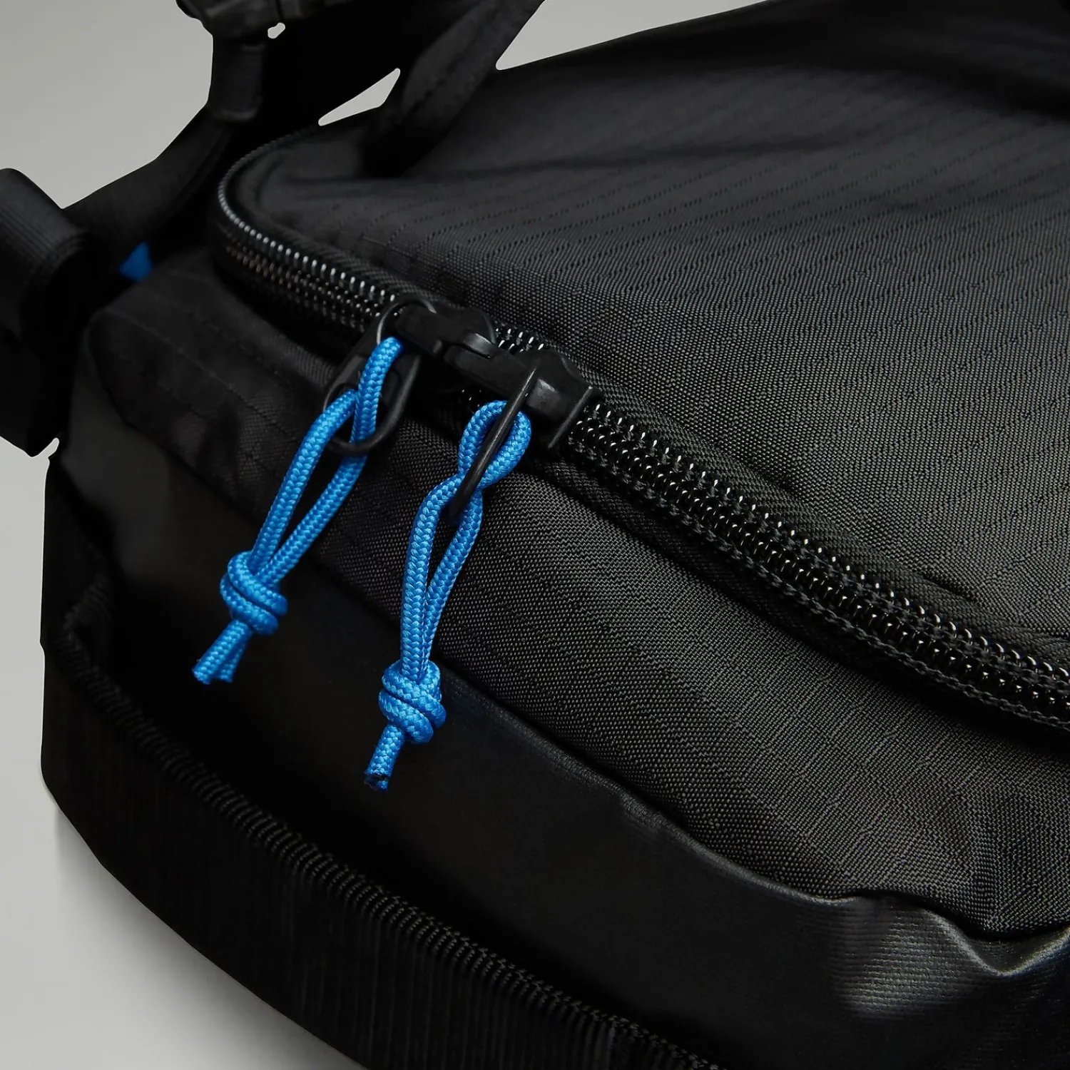 Berghaus Unisex Xodus 40 Travel Holdall - Black Online