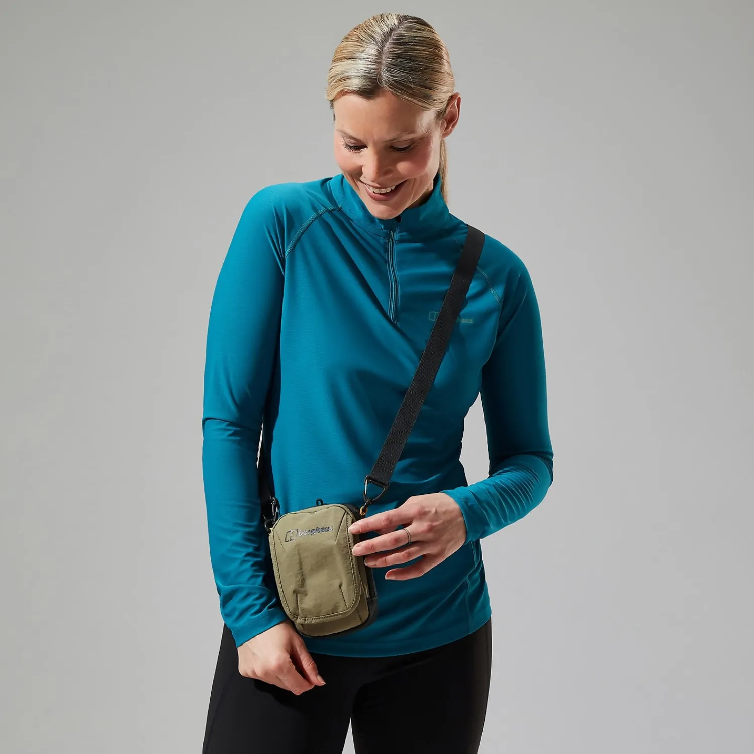 Berghaus Women's 24/7 Half Zip Long Sleeve Tech Tee - Turquoise Clearance