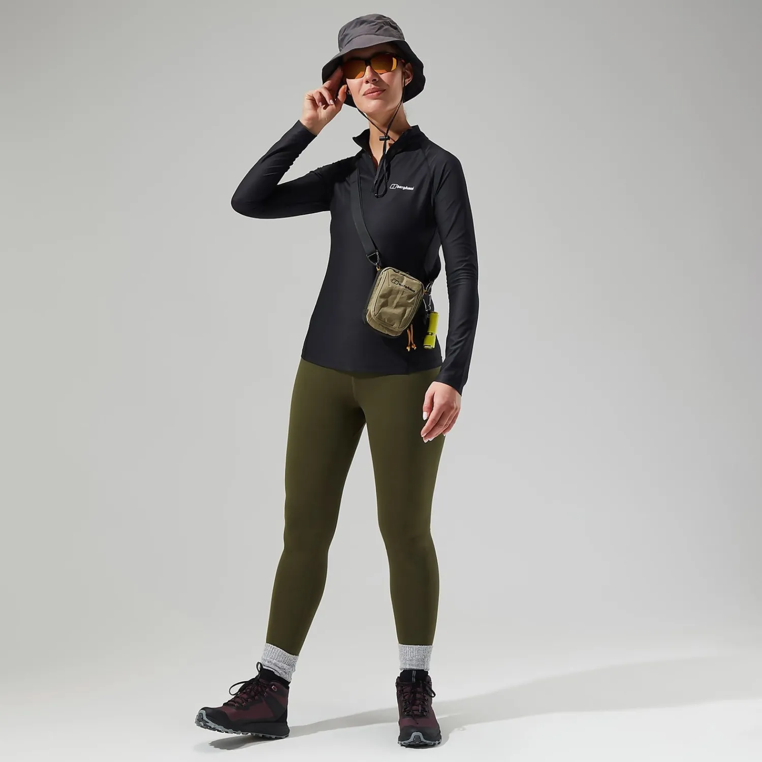 Berghaus Women's 24/7 Tech Tee Long Sleeve Half Zip - Black Best