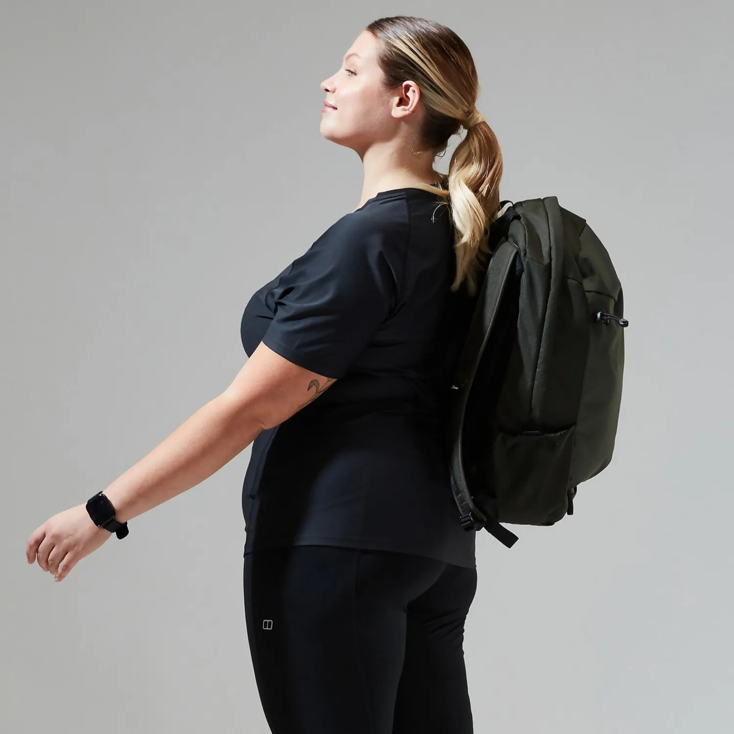 Berghaus Women's 24/7 Tech Tee Super Stretch Crew - Black Discount