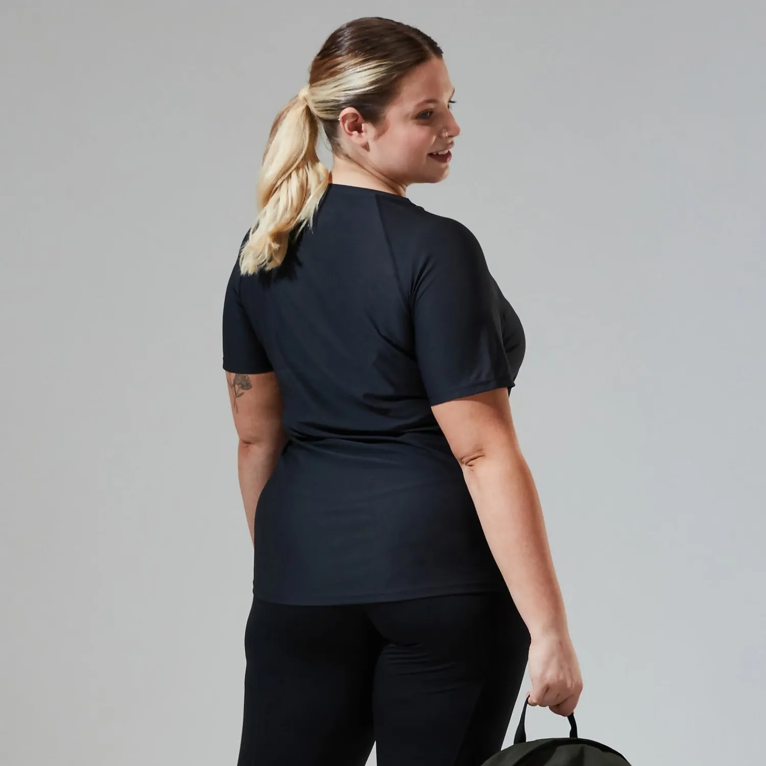 Berghaus Women's 24/7 Tech Tee Super Stretch Crew - Black Discount