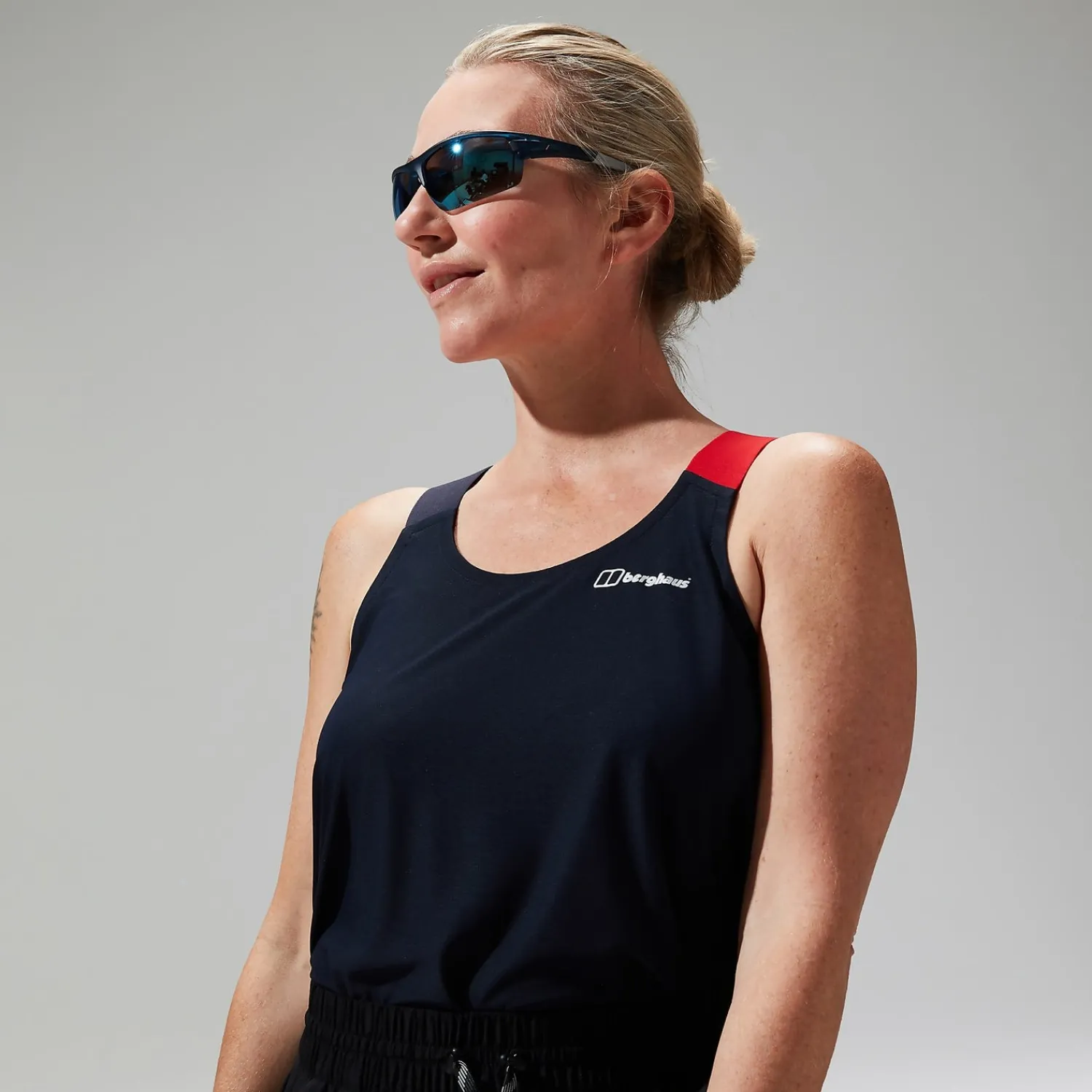 Berghaus Women's Nesna Baselayer Vest - Dark Blue Discount