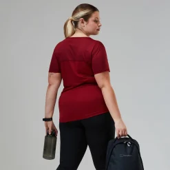 Berghaus Women's Voyager Tech Tee Super Stretch Crew - Dark Red Fashion